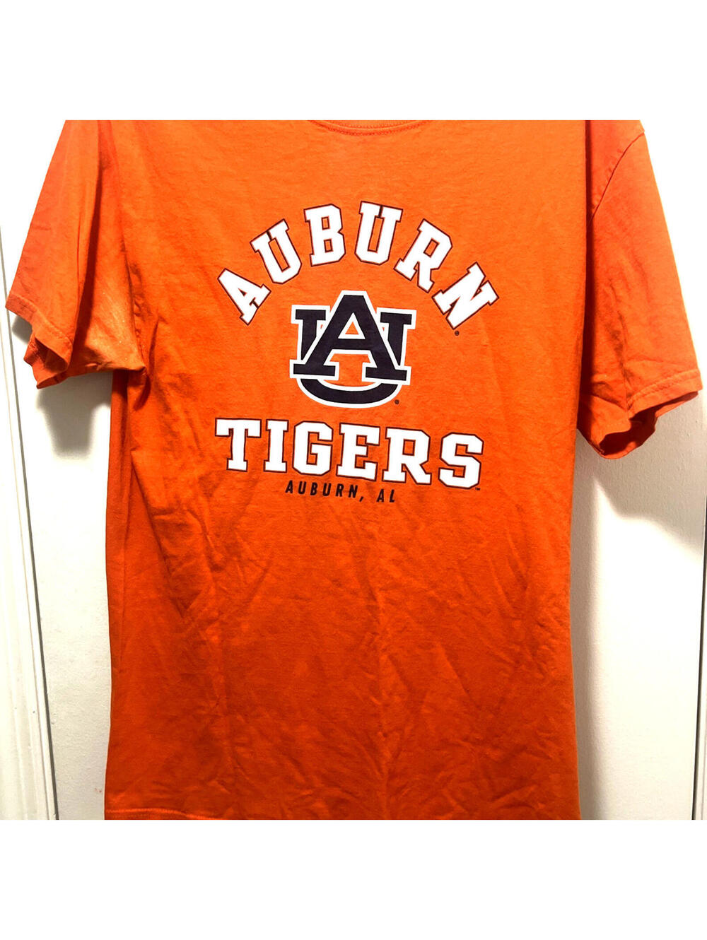 Auburn Tigers Russell Athletic Short Sleeve Men’s Med Tee